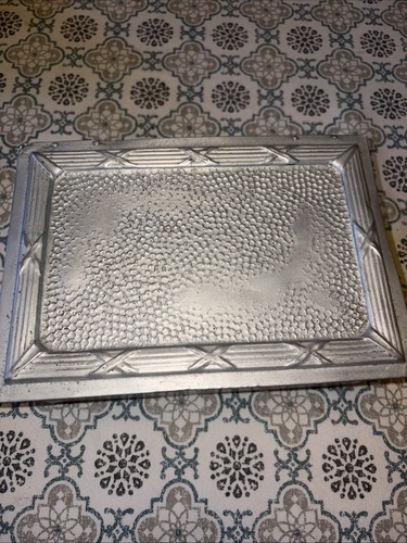 Vintage ryvita tin box empty - ryvita,